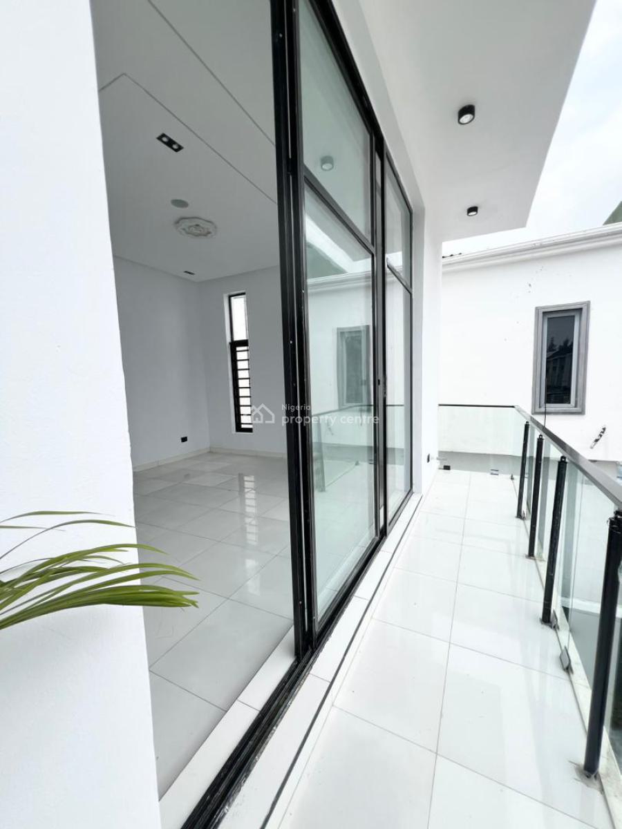 4 Bedrooms Semi Detached with Bq, Ikota, Lekki, Lagos, Semi-detached Duplex for Sale