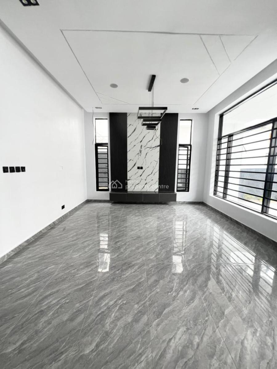 4 Bedrooms Semi Detached with Bq, Ikota, Lekki, Lagos, Semi-detached Duplex for Sale