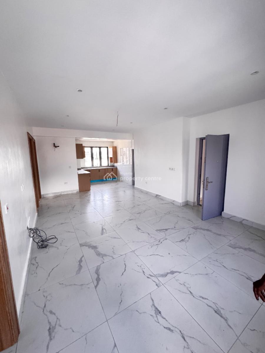 Modern 3 Bedrooms Apartments, Yaba, Lagos, Flat / Apartment for Sale