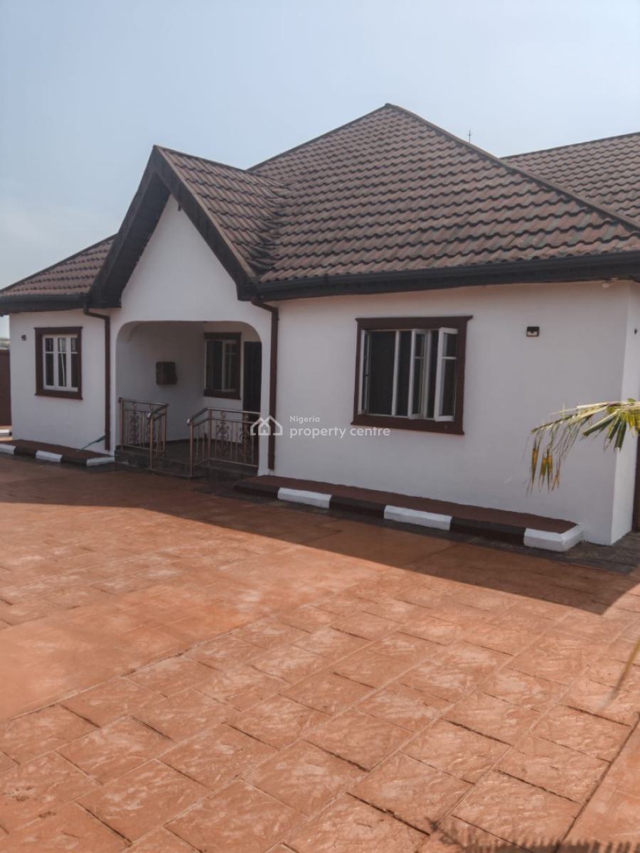 Beautifully Finished and Furnished 4 Bedroom Bungalow, Eruwen, Ikorodu, Lagos, Detached Bungalow for Sale
