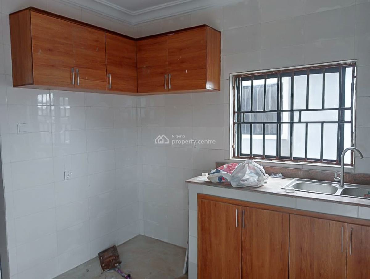 2 Bedroom Apartment with Band a Electricity in an Estate, Elekahia, Port Harcourt, Rivers, Flat / Apartment for Rent