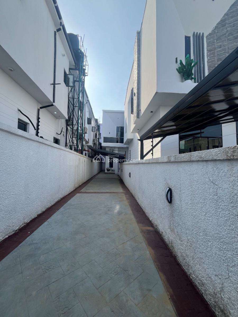 Exclusively Built 4 Bedroom Semi Detached Duplex, Orchid Road, Lekki, Lagos, Semi-detached Duplex for Rent