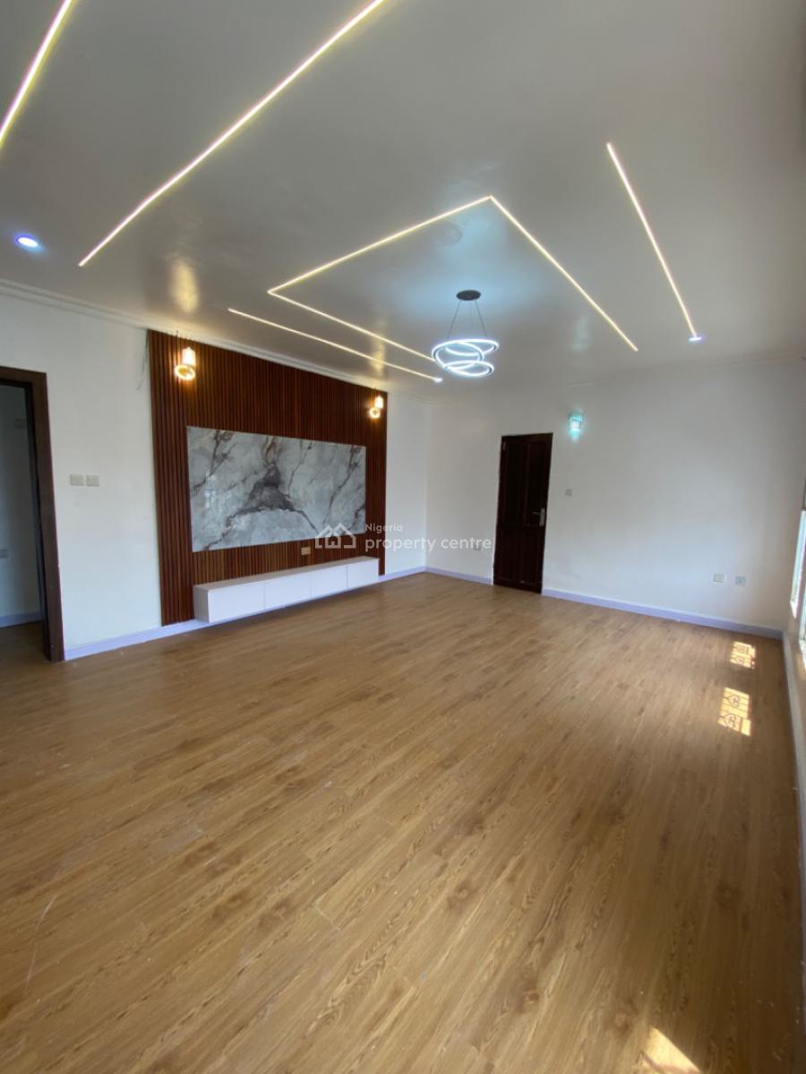 Newly Reconstruction 3 Bedrooms Apartments Upstairs, Lekki ,lekki, Lekki Phase 1, Lekki, Lagos, Flat / Apartment for Rent