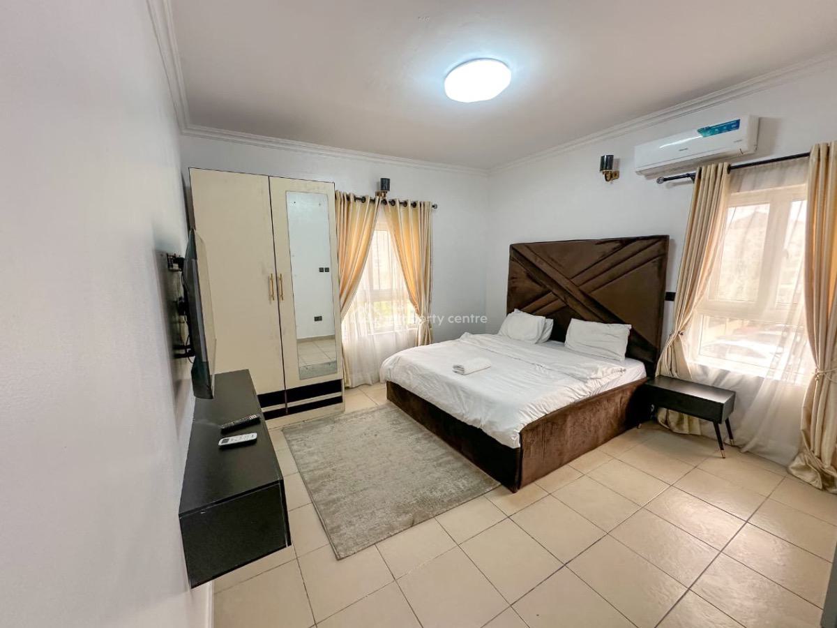 Fully Furnished 3 Bedroom Apartment, Osapa, Lekki, Lagos, Flat / Apartment for Rent
