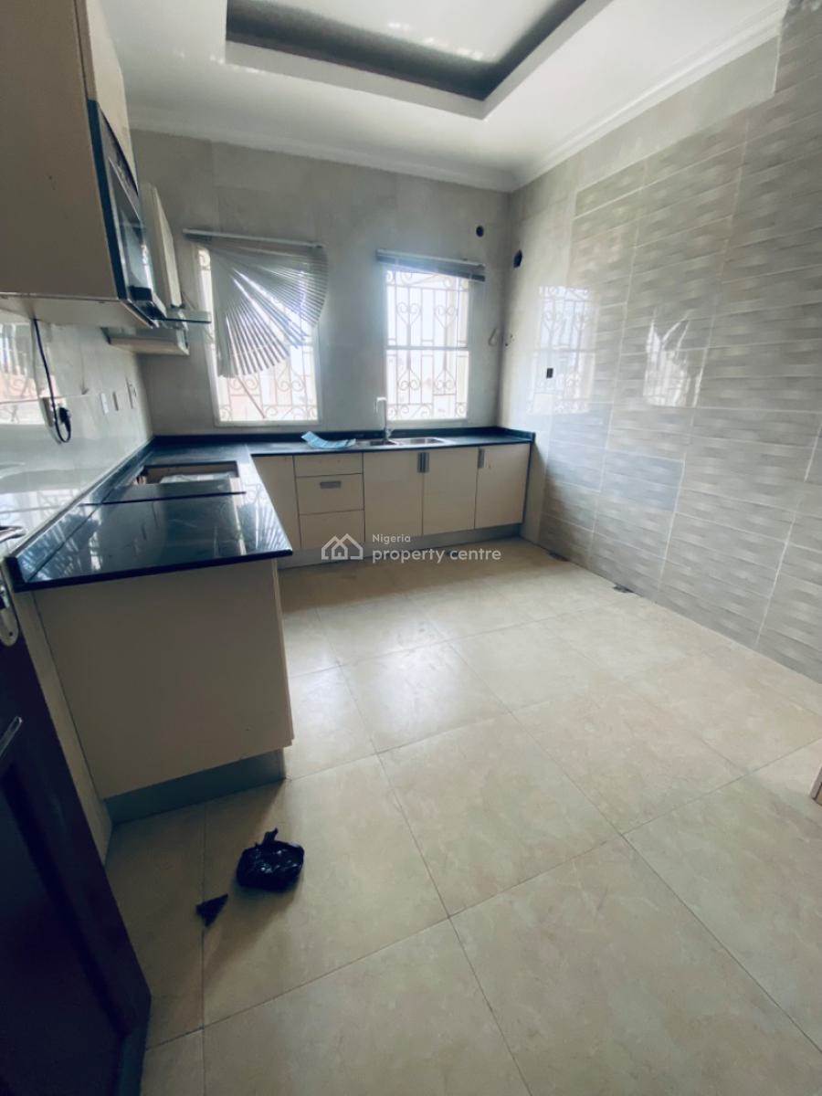 Serviced 2 Bedrooms Apartments, Phase One, Lekki Phase 1, Lekki, Lagos, Flat / Apartment for Rent