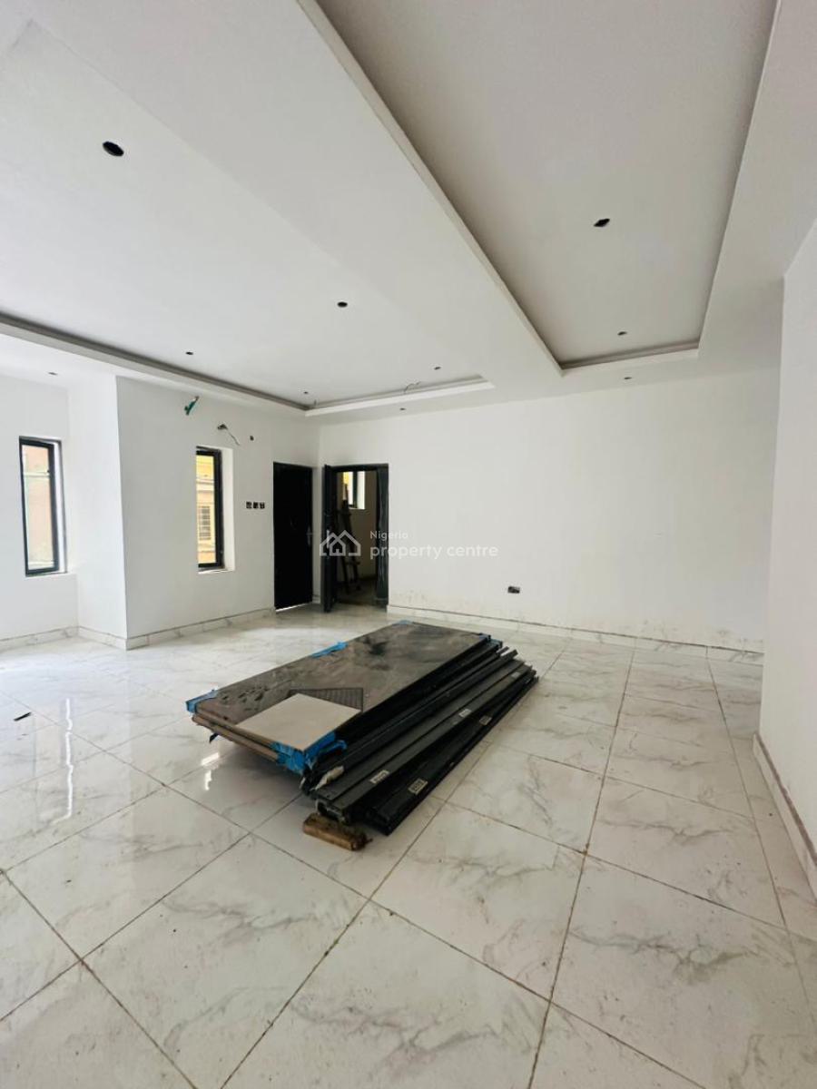 Exclusive 3 Bedroom Apartment at Gbagada, Gbagada, Lagos, Flat / Apartment for Sale