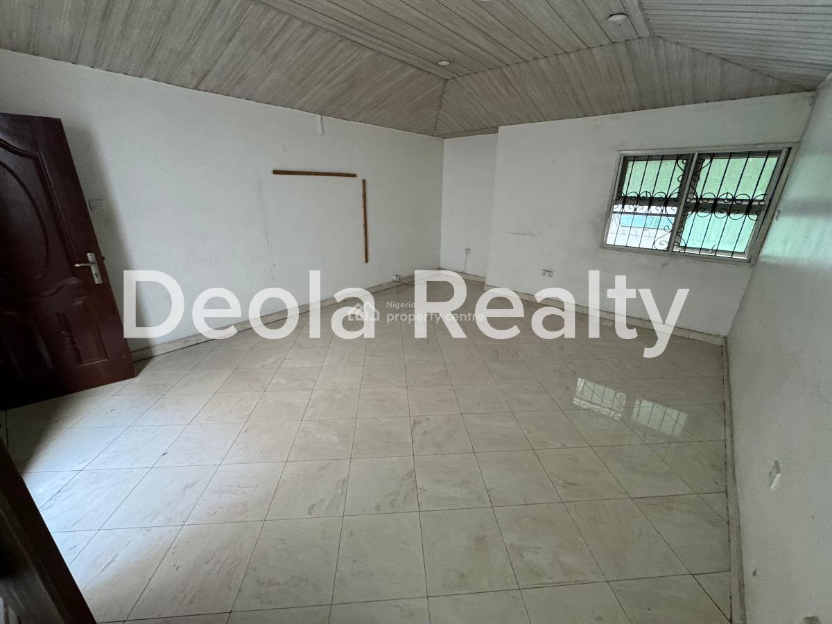 a Very Spacious 1 Bedroom Serviced Apartment(pentfloor), Lekki Phase 1, Lekki, Lagos, Mini Flat (room and Parlour) for Rent