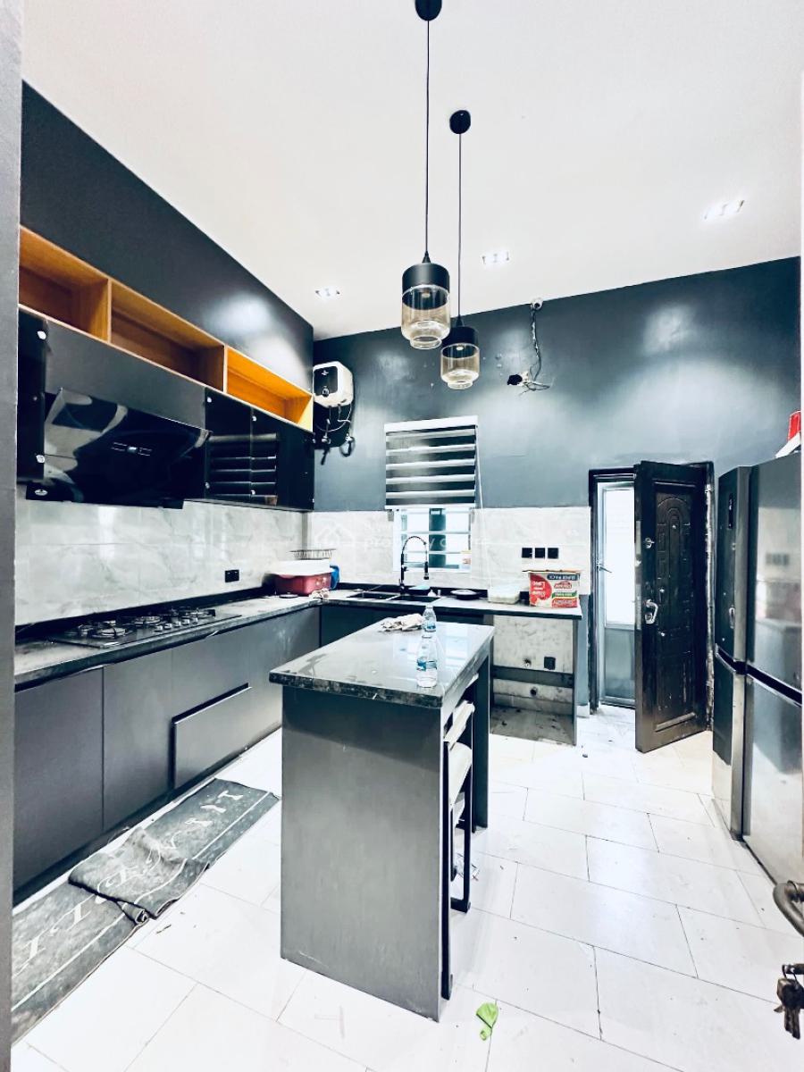 Fully Serviced 5 Bedrooms Detached House with Bq, Orchid Road Lekki, Lekki Phase 2, Lekki, Lagos, Detached Duplex for Rent