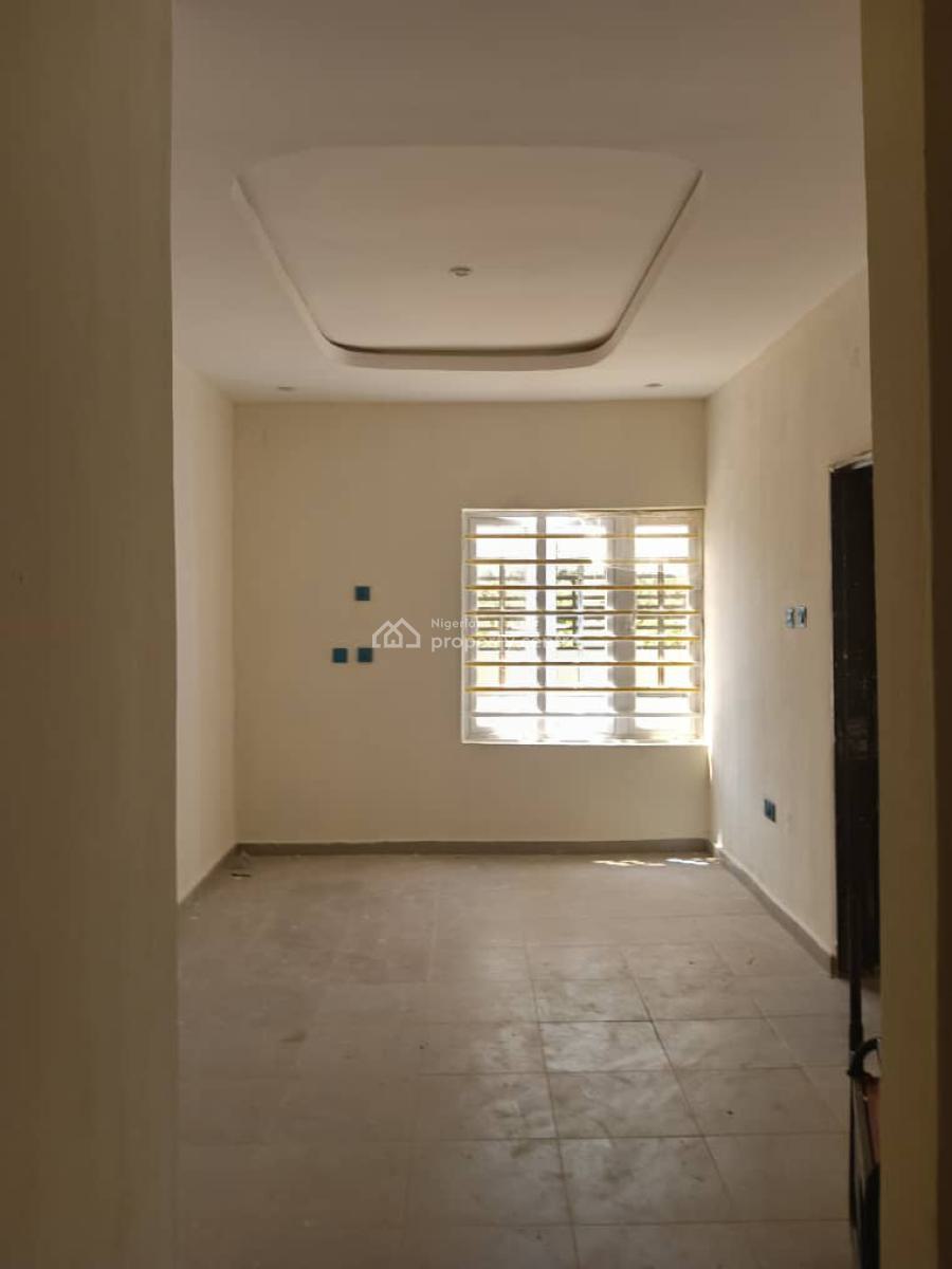 Brand New Executive 3- Bedroom Flats, House 38 Road M, Magboro, Ogun, Flat / Apartment for Sale