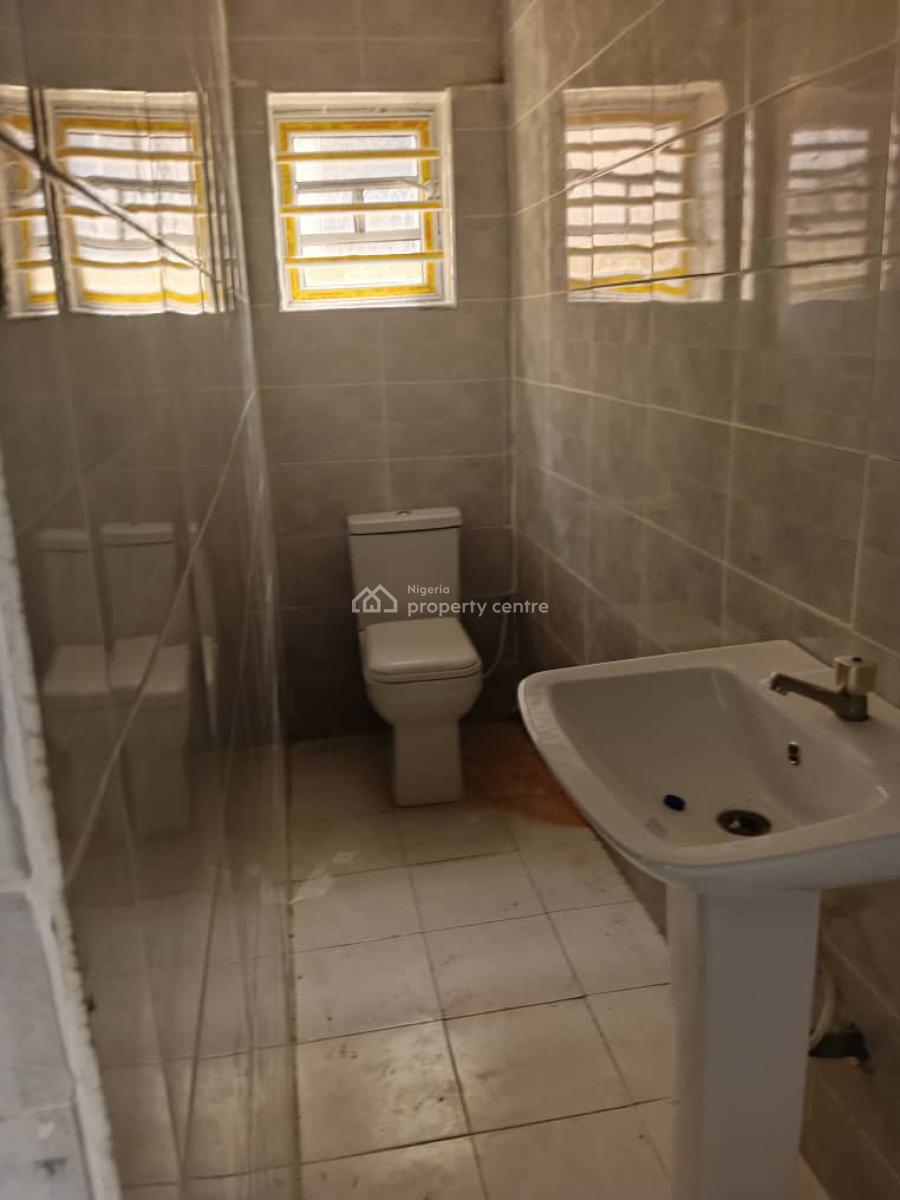 Brand New Executive 3- Bedroom Flats, House 38 Road M, Magboro, Ogun, Flat / Apartment for Sale