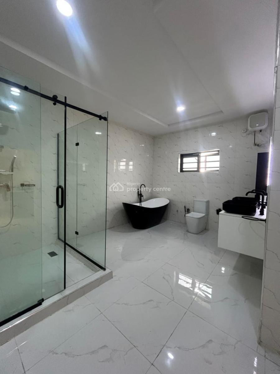 Newly Built Luxury & Smart 5 Bedroom Penthouse with a Bq, Oluyole Estate, Ibadan, Oyo, Detached Duplex for Sale