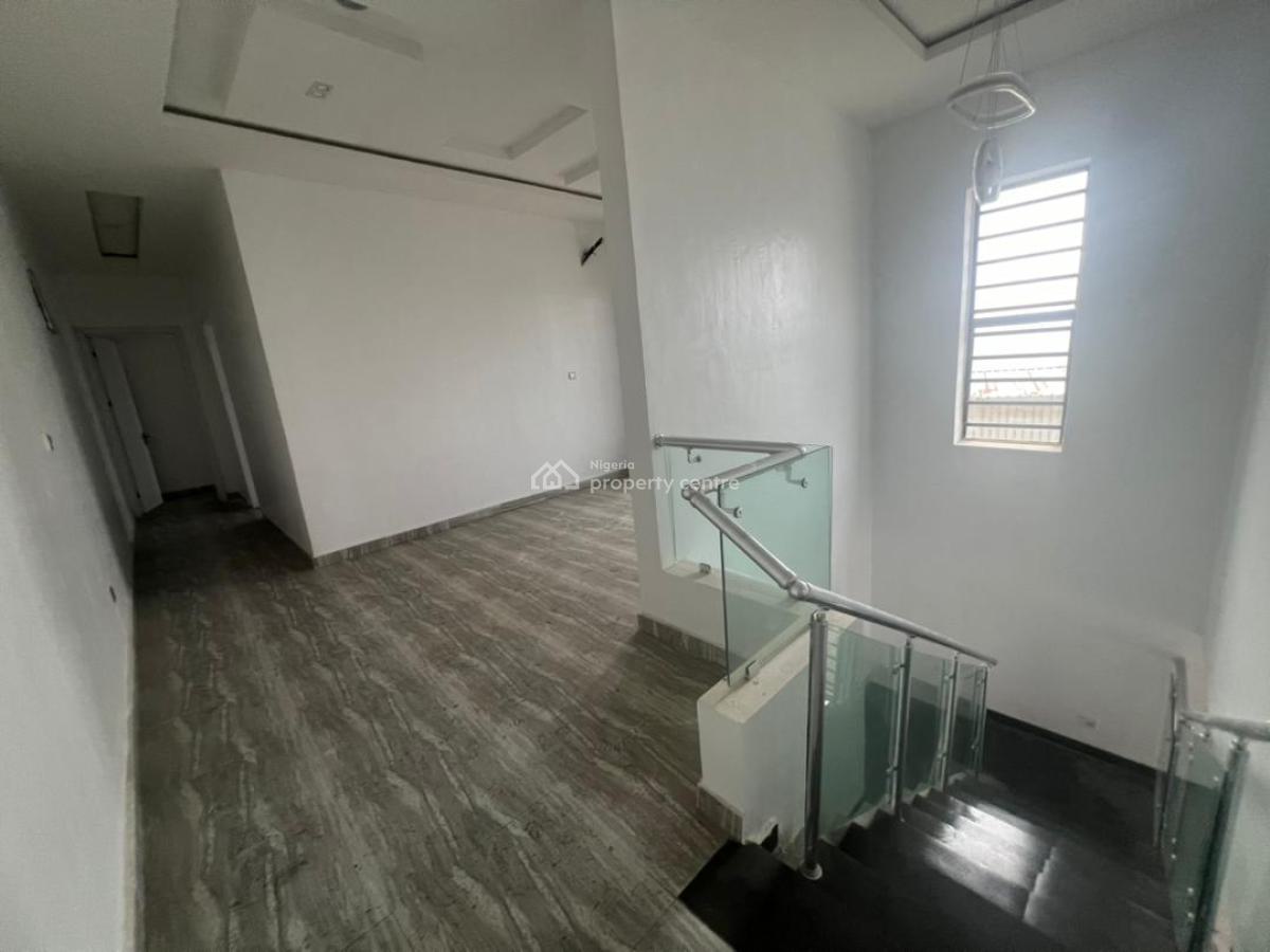 4 Bedroom Semi-detached Duplex with Bq, Ologolo, Lekki, Lagos, Semi-detached Duplex for Sale