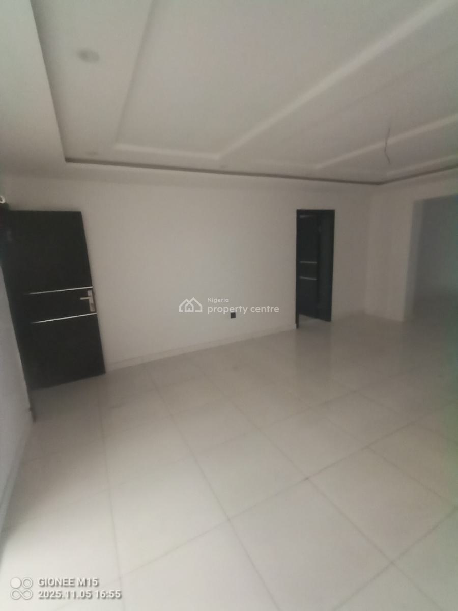 Exquisite 3bedroom Apartment with Bq at Lekki Phase 1, Off Babatunde Anjous Lekki Phase 1, Lekki Phase 1, Lekki, Lagos, House for Rent
