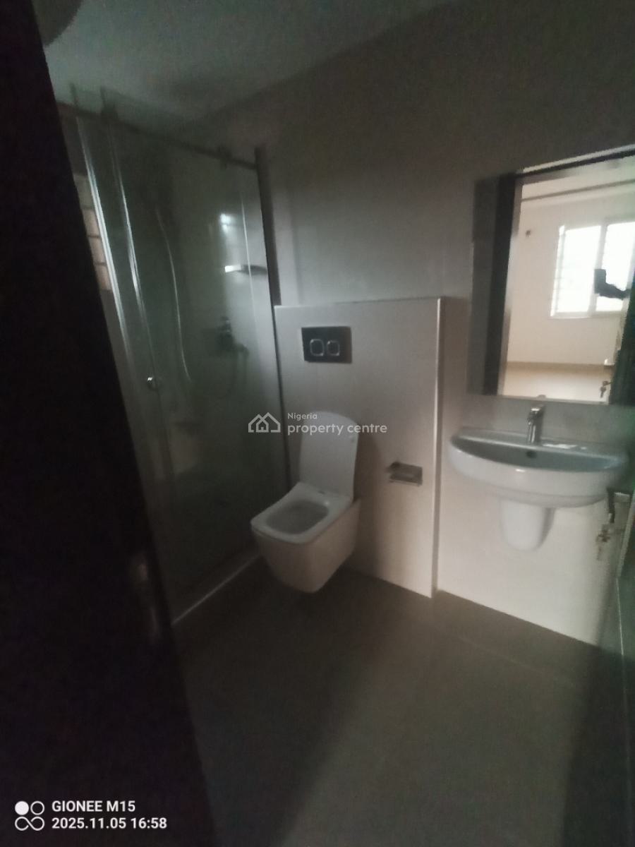 Exquisite 3bedroom Apartment with Bq at Lekki Phase 1, Off Babatunde Anjous Lekki Phase 1, Lekki Phase 1, Lekki, Lagos, House for Rent