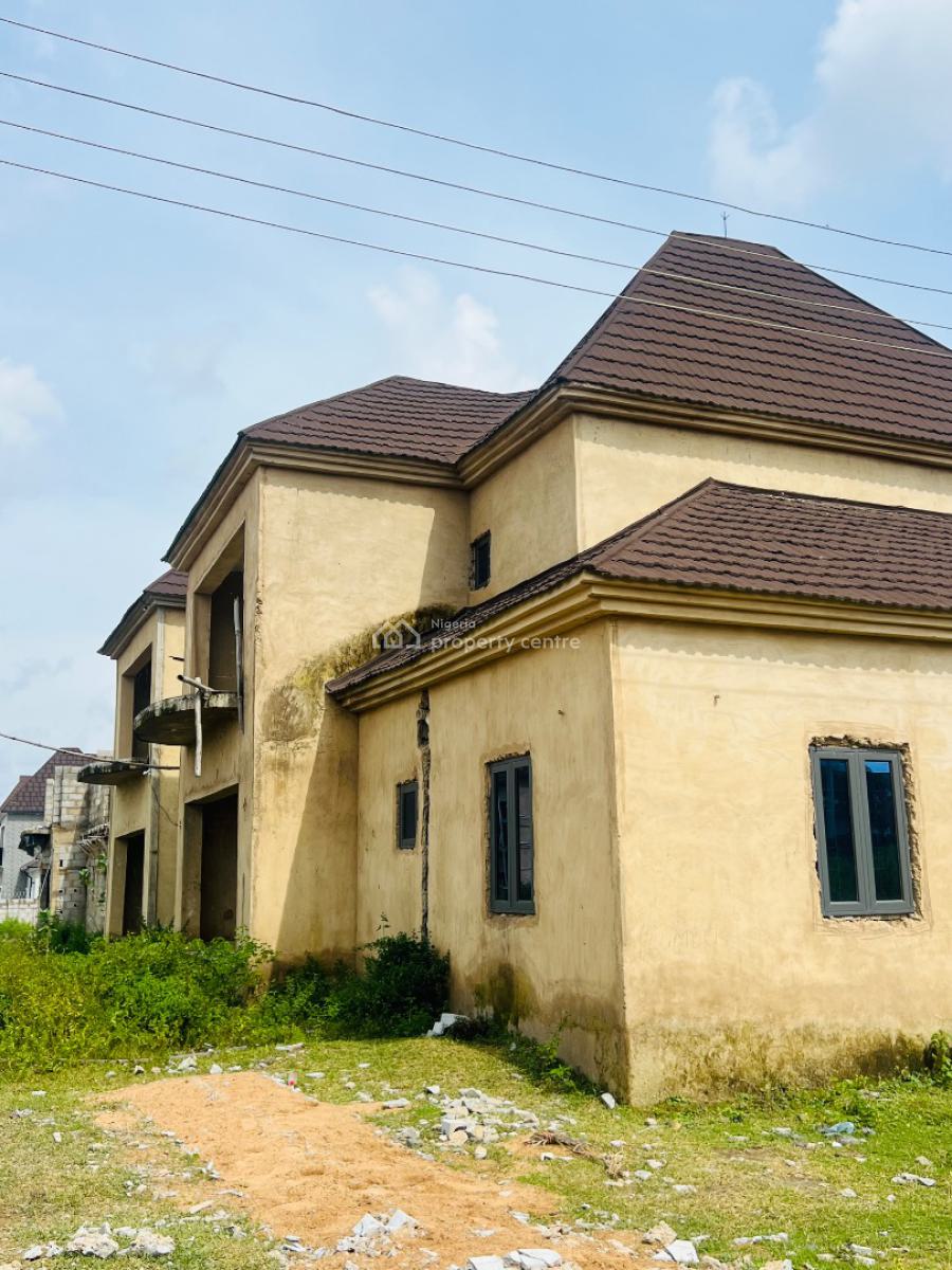 Standard 4 Bedroom Duplex Semi Detached Paint House, Opposite Dunamis Church Glory Dome, Lugbe District, Abuja, Semi-detached Duplex for Sale