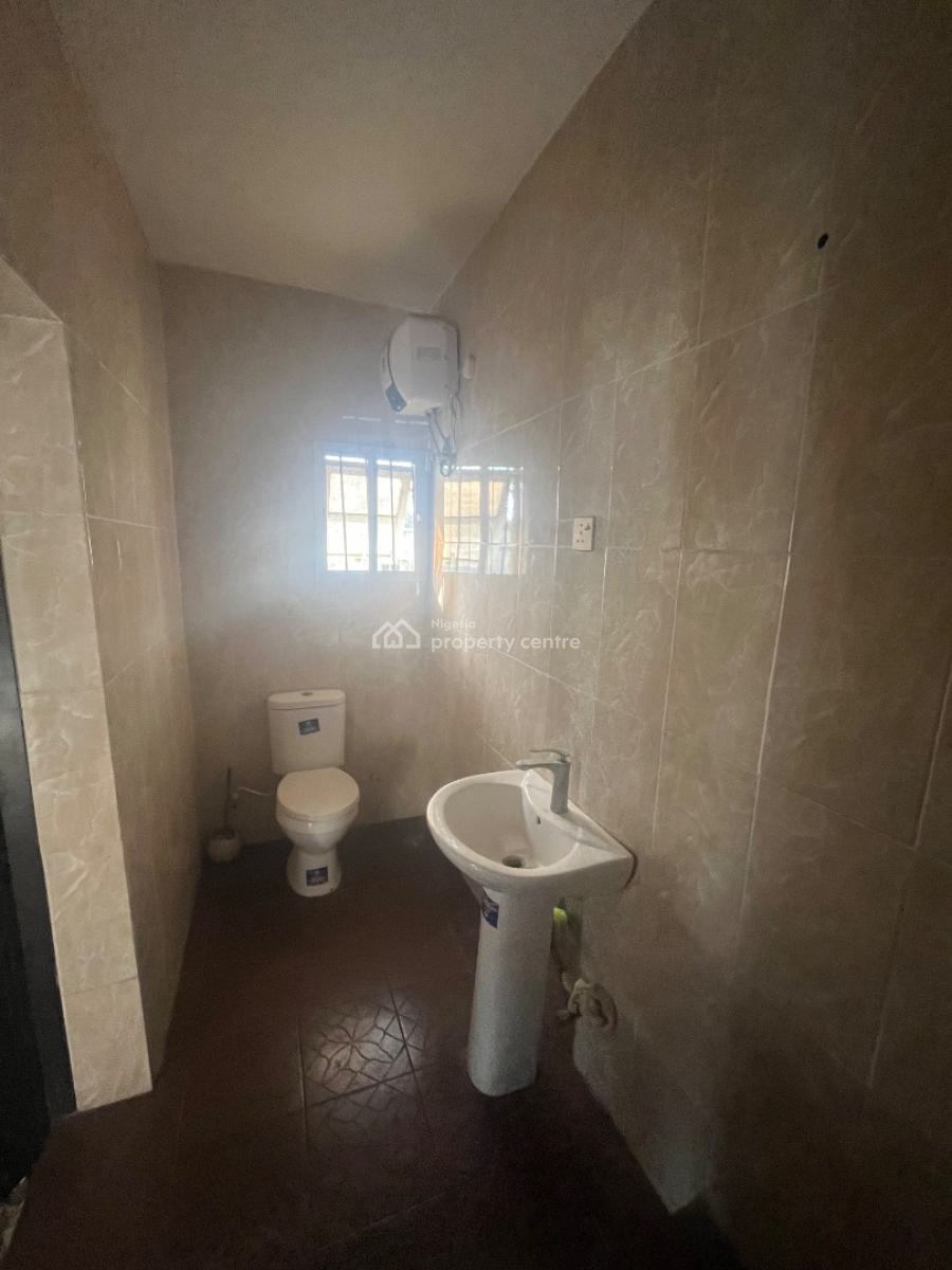 2 Bedroom Flat, Peace Castle Estate, Ogombo, Ajah, Lagos, Flat / Apartment for Rent