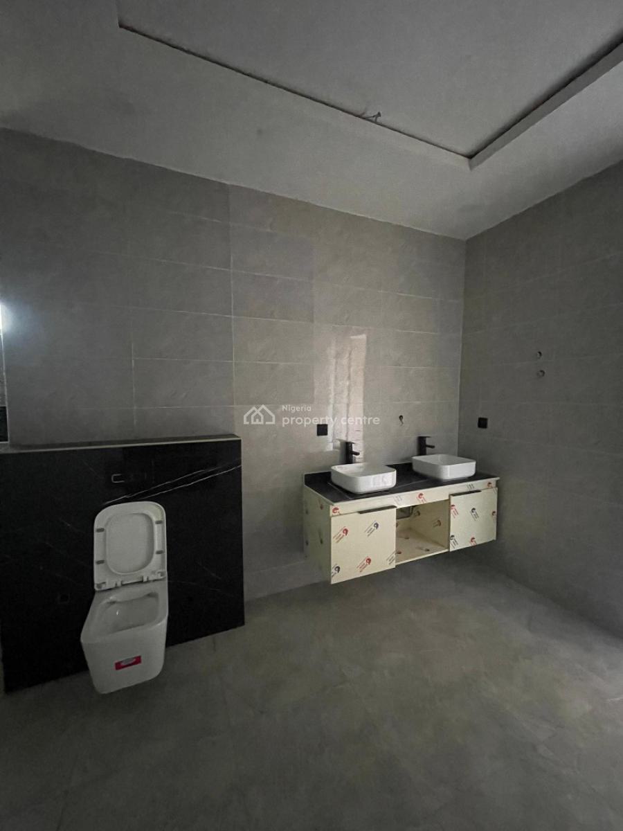 Luxury 2bedroom Service Apartment at Ikate Lekki, Ikate Elegushi, Lekki, Lagos, Block of Flats for Sale