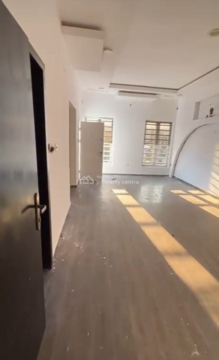 Masters Bedroom with a Walk-iin Closet { Video}, Idado, Lekki, Lagos, Self Contain (single Rooms) for Rent