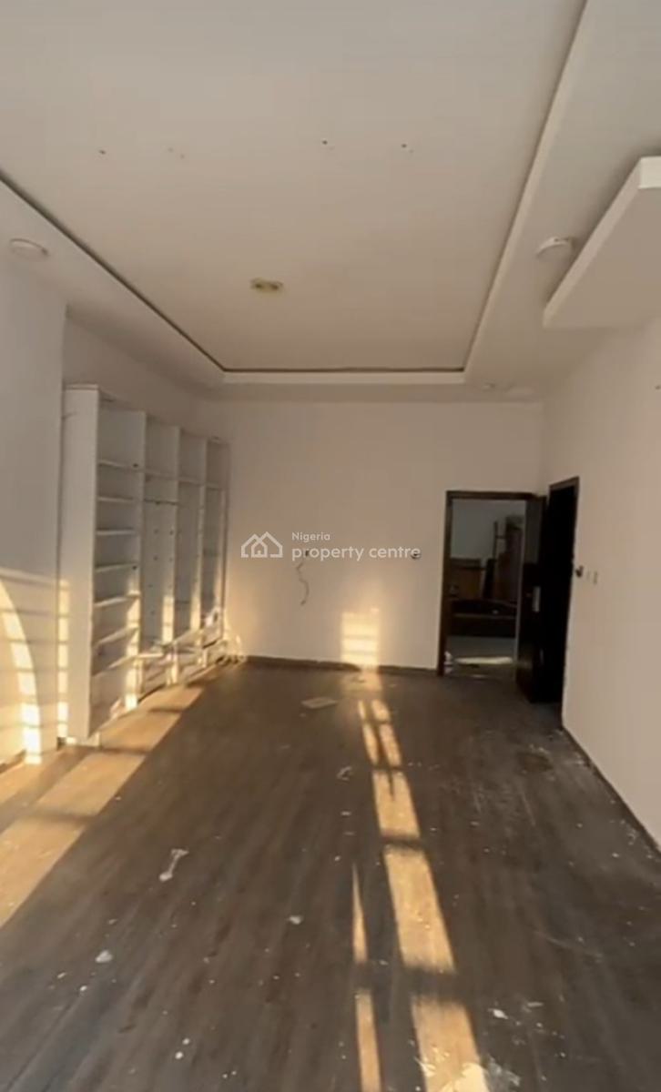 Masters Bedroom with a Walk-iin Closet { Video}, Idado, Lekki, Lagos, Self Contain (single Rooms) for Rent