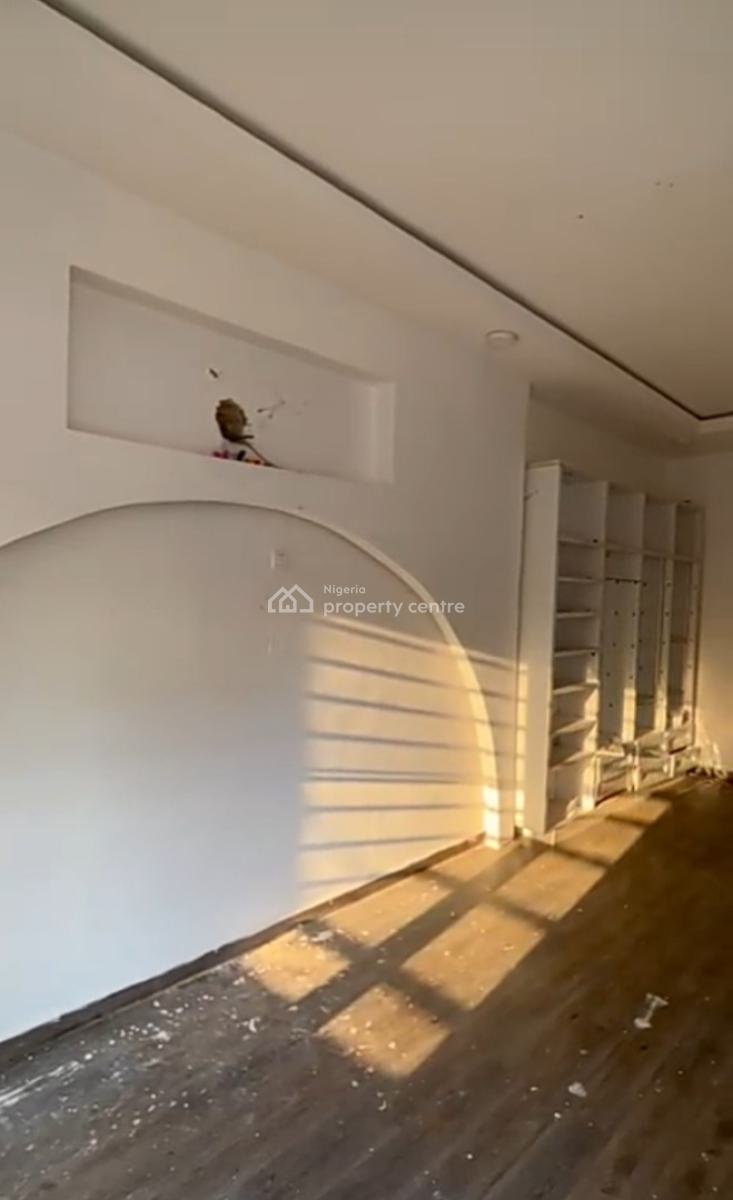 Masters Bedroom with a Walk-iin Closet { Video}, Idado, Lekki, Lagos, Self Contain (single Rooms) for Rent