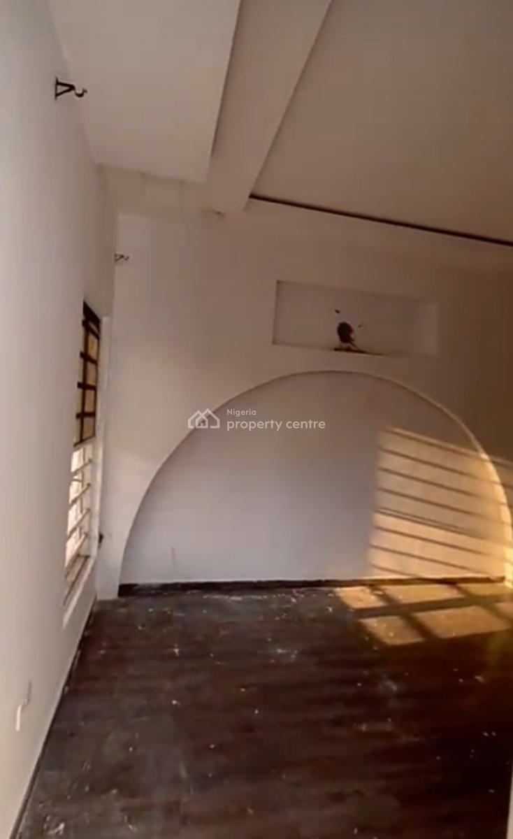Masters Bedroom with a Walk-iin Closet { Video}, Idado, Lekki, Lagos, Self Contain (single Rooms) for Rent