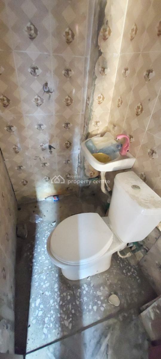 2 Bedroom Flat_ Ground Floor, Southern View Estate, Orchid Road, Lekki, Lagos, Flat / Apartment for Rent