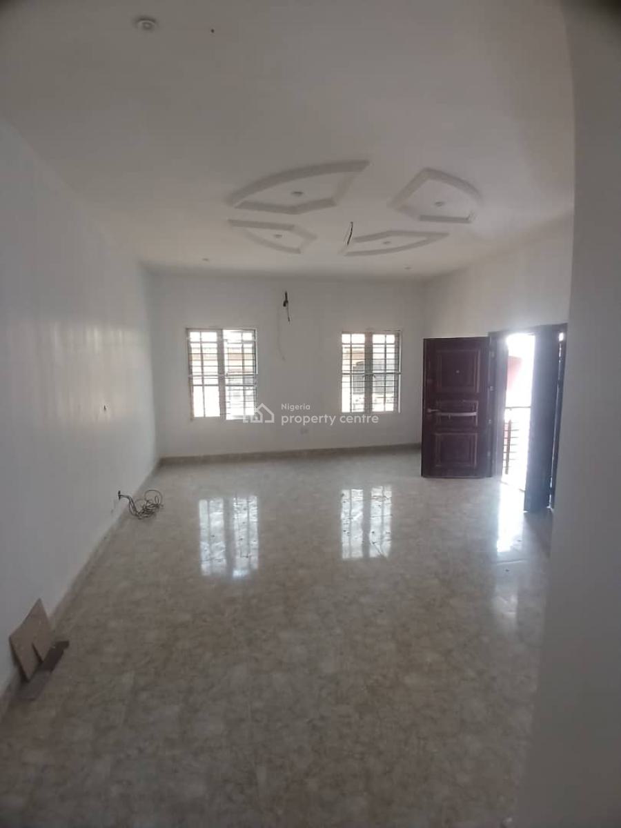 Exclusive 2 Bedrooms Apartment, Silverpoint, Badore, Ajah, Lagos, Flat / Apartment for Rent