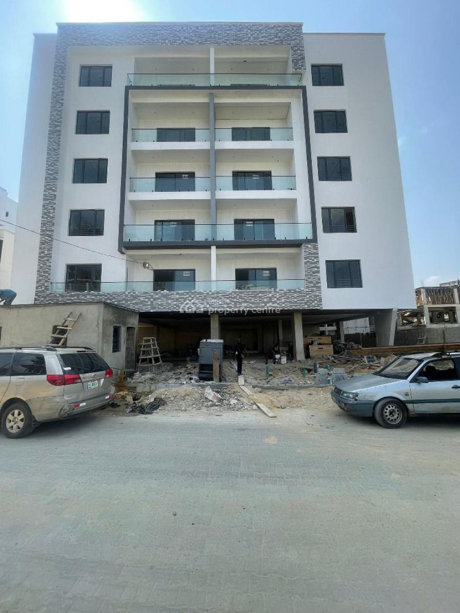 Beautifully Built 2 Bedroom Apartment with Bq, Pool & Gym, Lekki Phase 1, Lekki, Lagos, Block of Flats for Sale