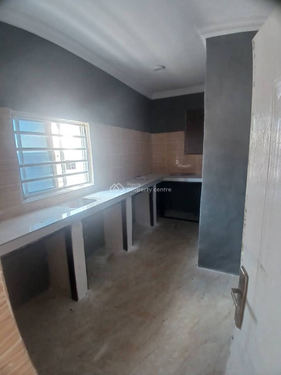 Freshly Renovated 2 Bedroom Luxury Apartment, Badore, Ajah, Lagos, Flat / Apartment for Rent
