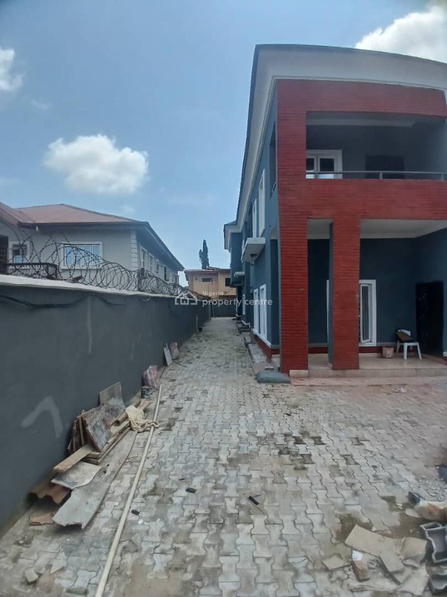Freshly Renovated 2 Bedroom Luxury Apartment, Badore, Ajah, Lagos, Flat / Apartment for Rent
