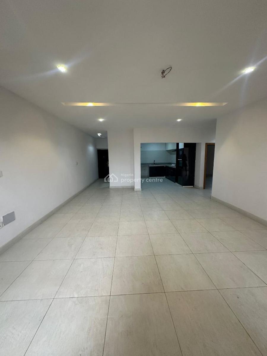 Captivating 2 Bedroom Apartment with Pool, Gym, & Elevator., Lekki Phase 1, Lekki, Lagos, Block of Flats for Sale