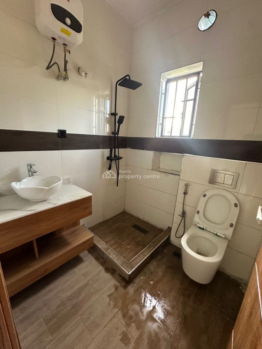 Luxurious 3 Bedrooms Serviced Apartment,bq, Elevator, Katampe, Abuja, Flat / Apartment for Sale