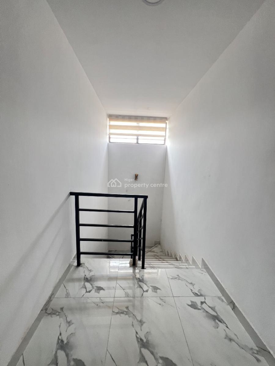 Spacious Four Bedrooms with Bq, Off Freedom Way, Lekki Phase 1, Lekki, Lagos, Terraced Duplex for Sale