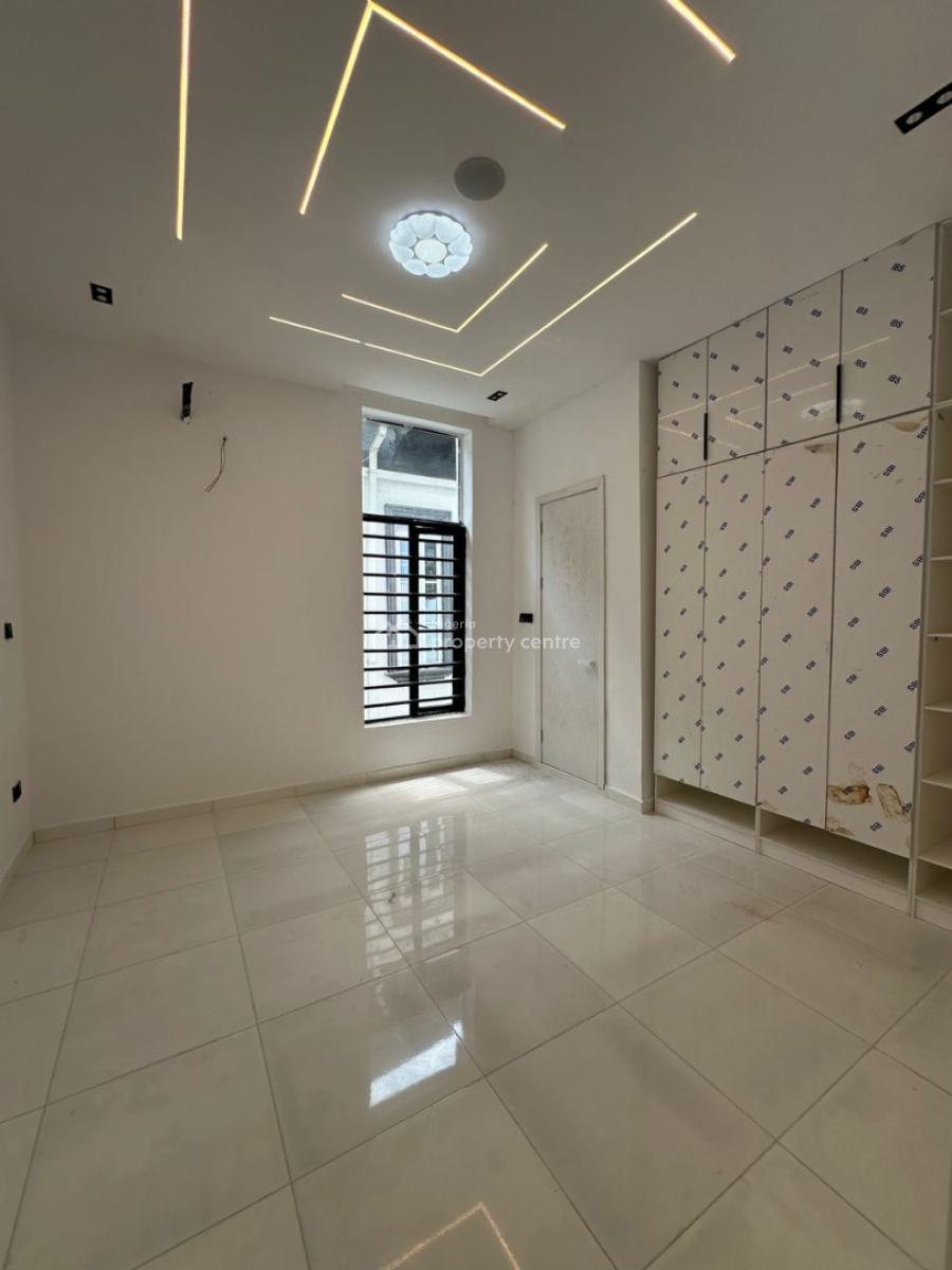2 Bedroom Apartment, Spg Road, Ologolo, Lekki, Lagos, Flat / Apartment for Rent