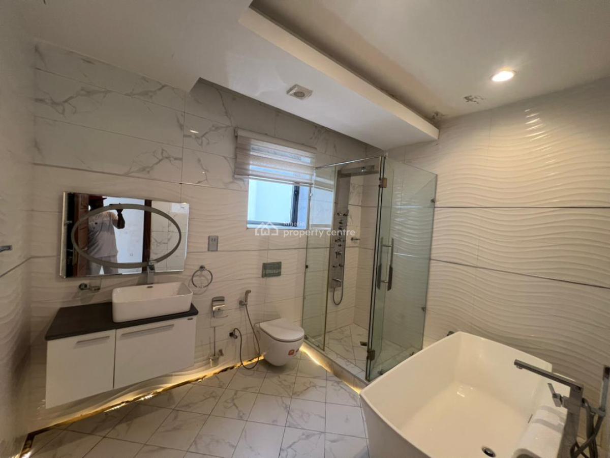 5 Beds Ensuite Duplex, Elevator, Swimming Pool, in a Private Compound, Banana Island, Ikoyi, Lagos, Semi-detached Duplex for Sale