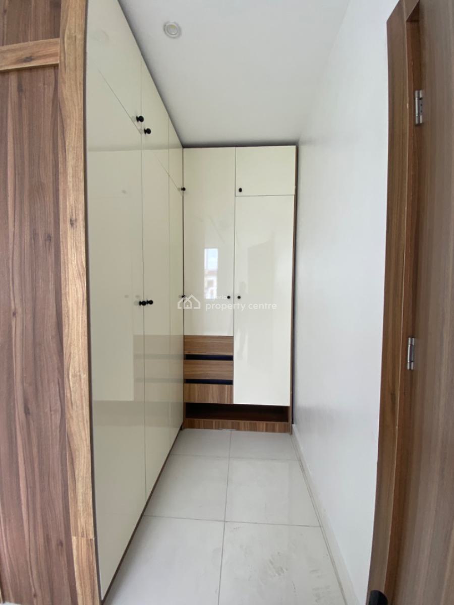 Bran New 2 Bedrooms Apartments with Pool and Gym / Serviced, Oniru Extension, Lekki Phase 1, Lekki, Lagos, Flat / Apartment for Sale