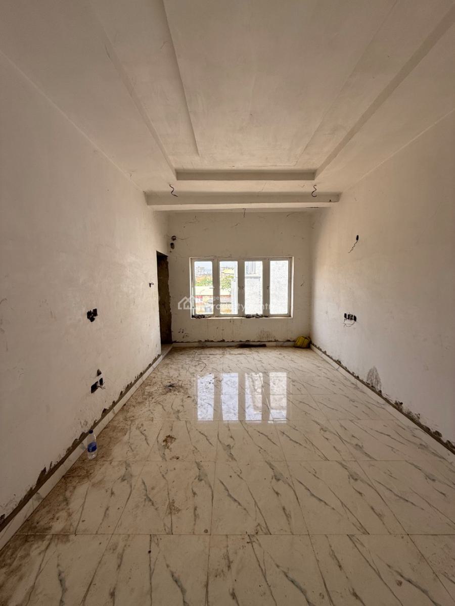 Distress 4 Bedroom Terrace Duplex, Mabushi, Abuja, Terraced Duplex for Sale