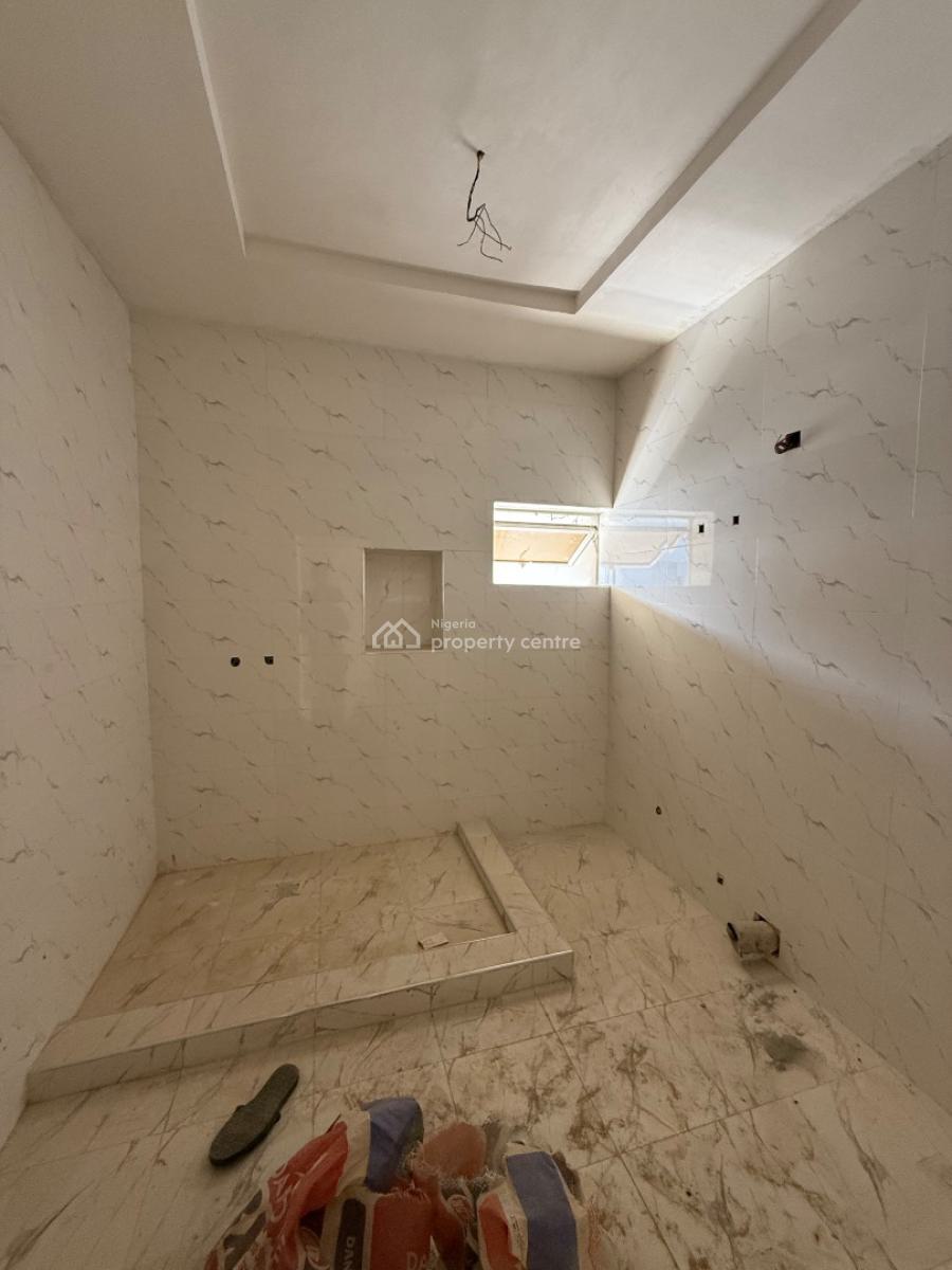 Distress 4 Bedroom Terrace Duplex, Mabushi, Abuja, Terraced Duplex for Sale