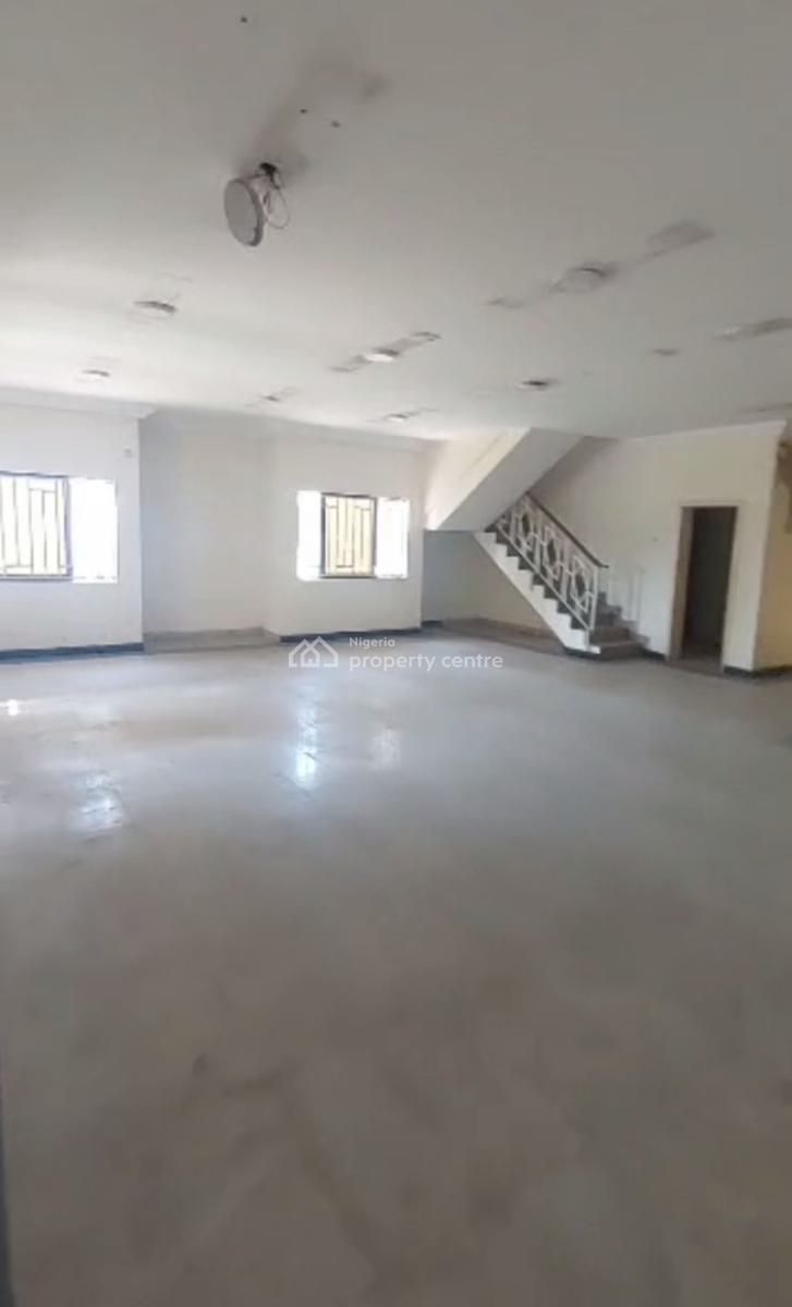 Commercial Building of 1,500 Sqm, Maitama District, Abuja, Commercial Property for Rent