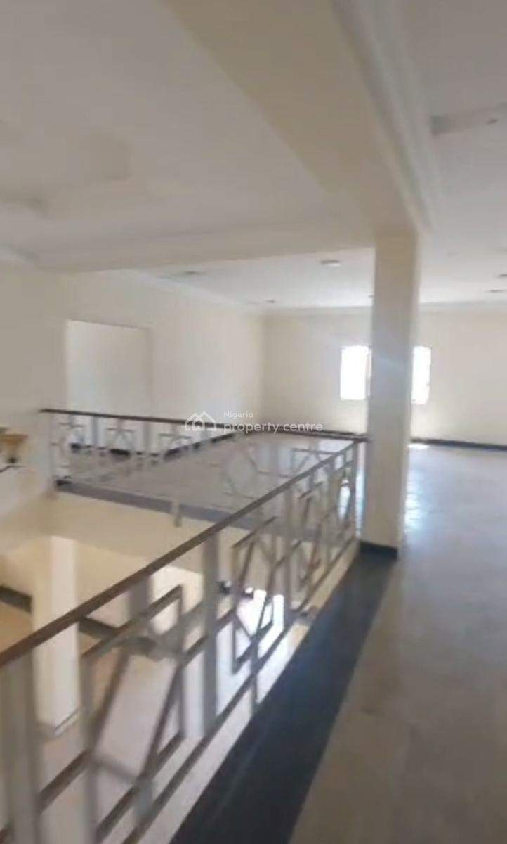 Commercial Building of 1,500 Sqm, Maitama District, Abuja, Commercial Property for Rent