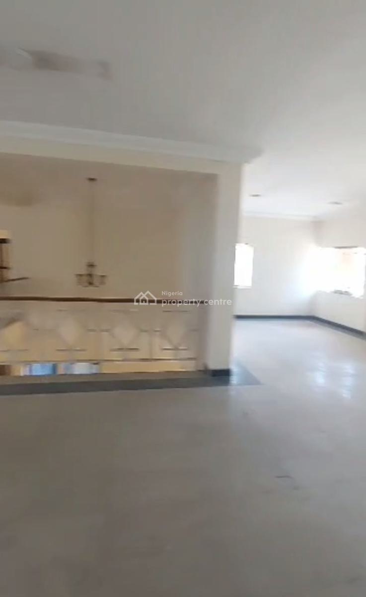 Commercial Building of 1,500 Sqm, Maitama District, Abuja, Commercial Property for Rent