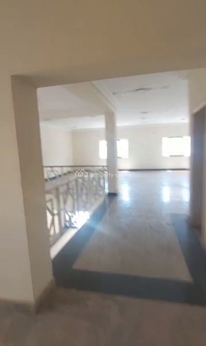 Commercial Building of 1,500 Sqm, Maitama District, Abuja, Commercial Property for Rent
