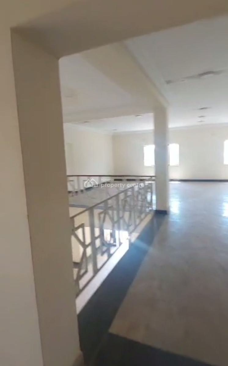 Commercial Building of 1,500 Sqm, Maitama District, Abuja, Commercial Property for Rent