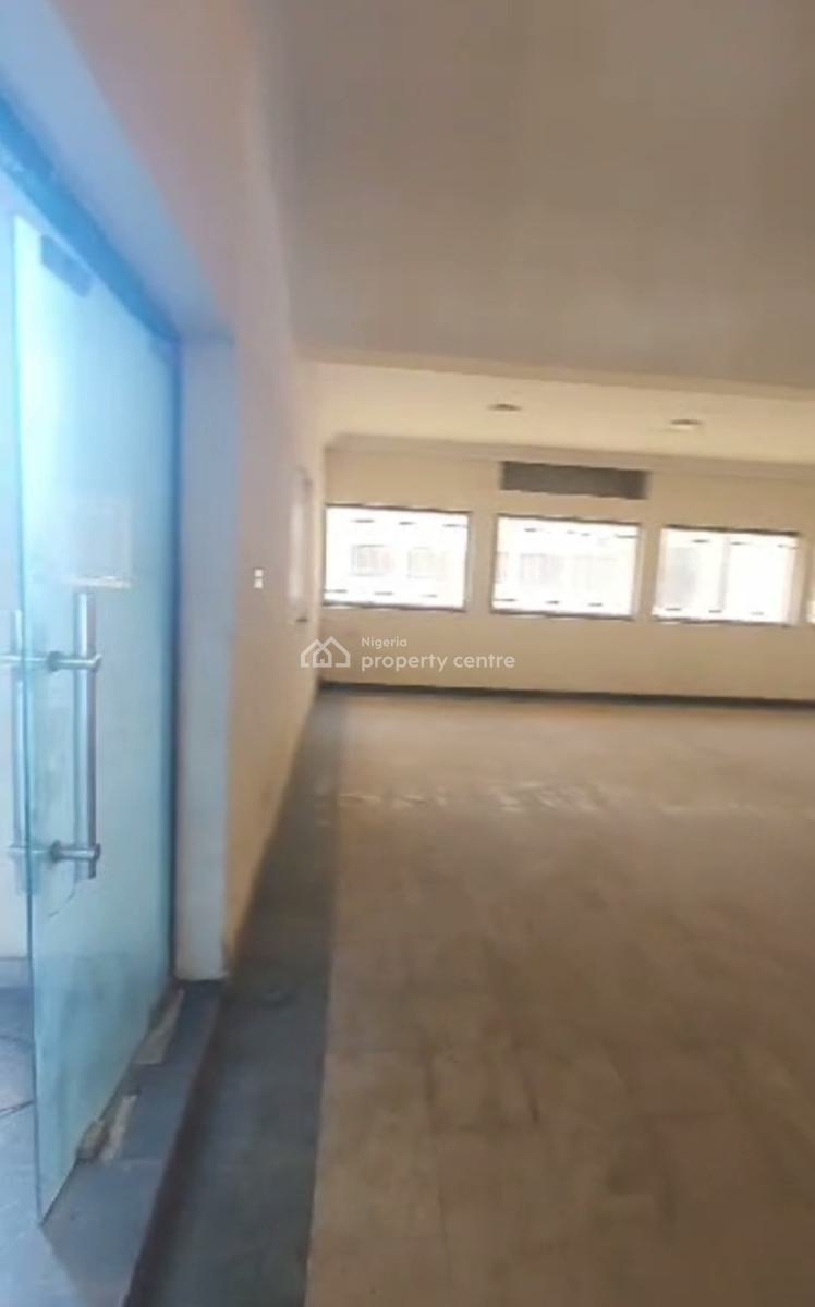 Commercial Building of 1,500 Sqm, Maitama District, Abuja, Commercial Property for Rent