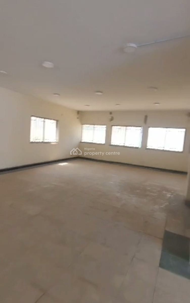 Commercial Building of 1,500 Sqm, Maitama District, Abuja, Commercial Property for Rent