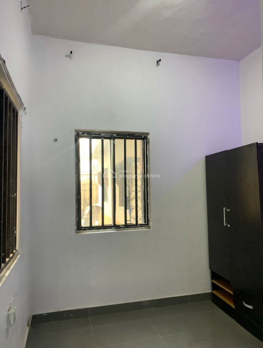 Well Fitted Selfcontain with Kitchen, Spg Road, Ologolo, Lekki, Lagos, Self Contain (single Rooms) for Rent