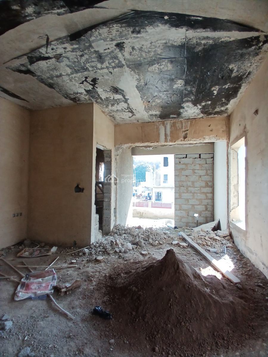 Uncompleted Building 4 Bedroom Terrace Duplex with 1room Bq, Guzape Abuja Diplomatic Zone, Guzape District, Abuja, Terraced Duplex for Sale