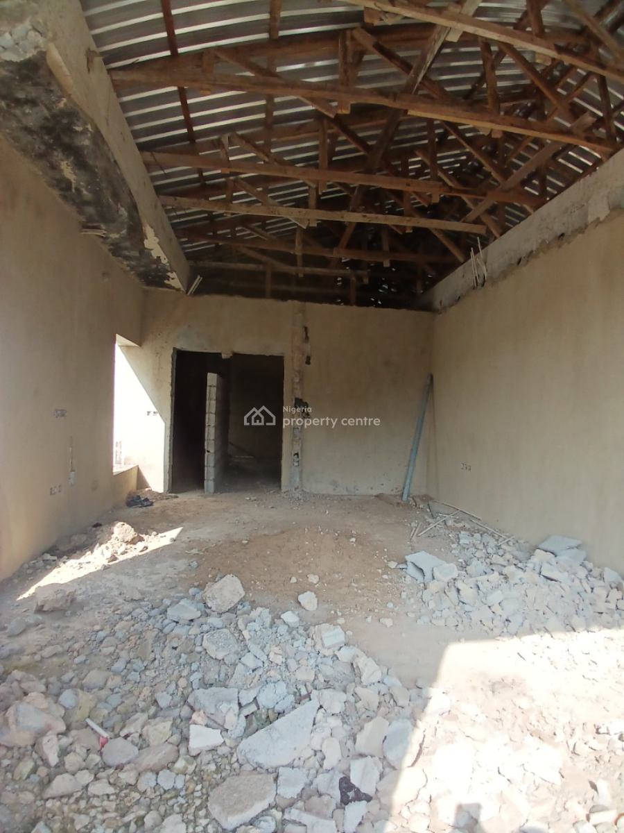 Uncompleted Building 4 Bedroom Terrace Duplex with 1room Bq, Guzape Abuja Diplomatic Zone, Guzape District, Abuja, Terraced Duplex for Sale