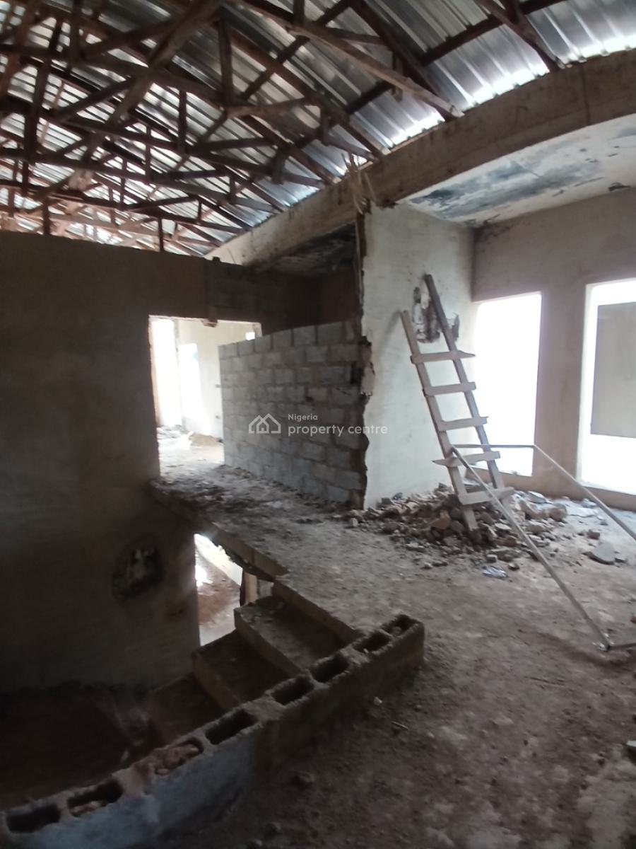Uncompleted Building 4 Bedroom Terrace Duplex with 1room Bq, Guzape Abuja Diplomatic Zone, Guzape District, Abuja, Terraced Duplex for Sale