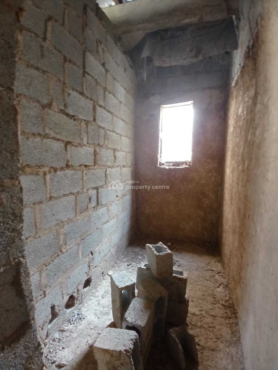 Uncompleted Building 4 Bedroom Terrace Duplex with 1room Bq, Guzape Abuja Diplomatic Zone, Guzape District, Abuja, Terraced Duplex for Sale